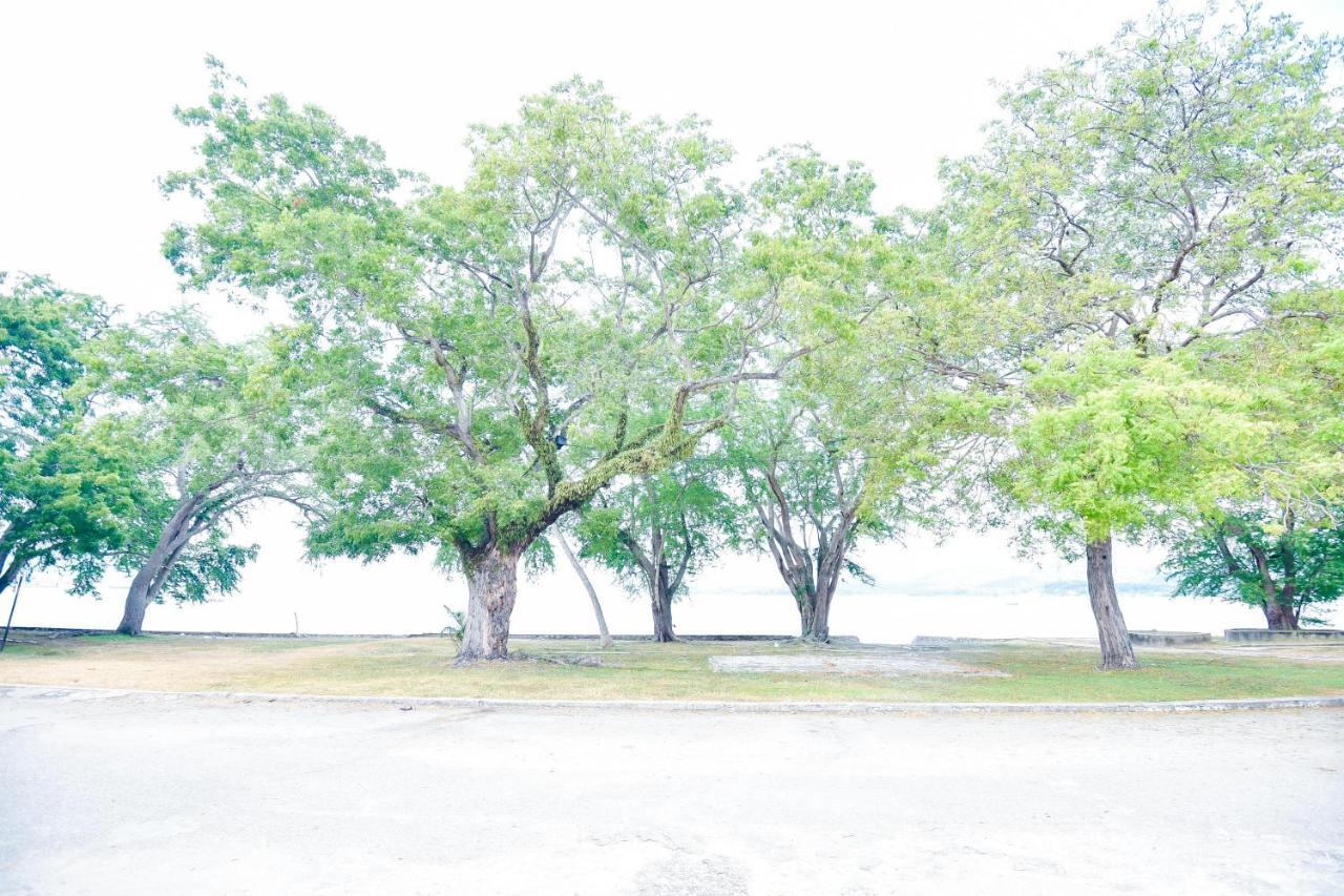 Lumut Suites Exterior foto